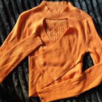 Чисто нова оранжева блузка, снимка 1 - Блузи с дълъг ръкав и пуловери - 43559857
