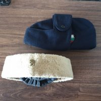 Стари военни шапки, снимка 1 - Антикварни и старинни предмети - 32826677