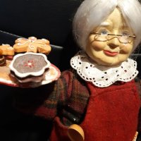 Антикварна кукла, снимка 1 - Антикварни и старинни предмети - 27791464