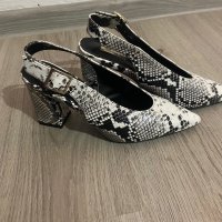 Дамски обувки на ток, снимка 2 - Дамски елегантни обувки - 40257184