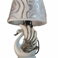 нощна Лампа-лебед, снимка 3 - Настолни лампи - 42951897