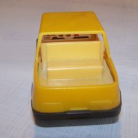 Стара соц играчка пластмасова количка Бъги, снимка 4 - Коли, камиони, мотори, писти - 33038707