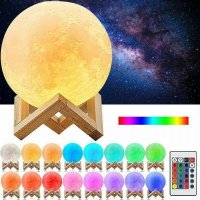 Нощна лампа луна с 3D форма,16 цвята и дистанционно, снимка 1 - Настолни лампи - 32550493