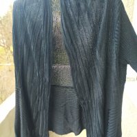 Машинно плетена черна жилетка с разчупени форми + подарък блузка, снимка 4 - Жилетки - 39556666