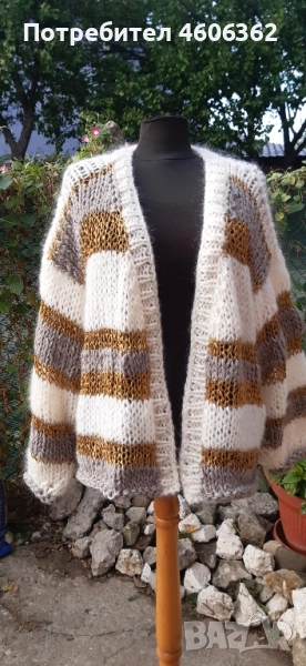 ръчно изплетена жилетка , снимка 1