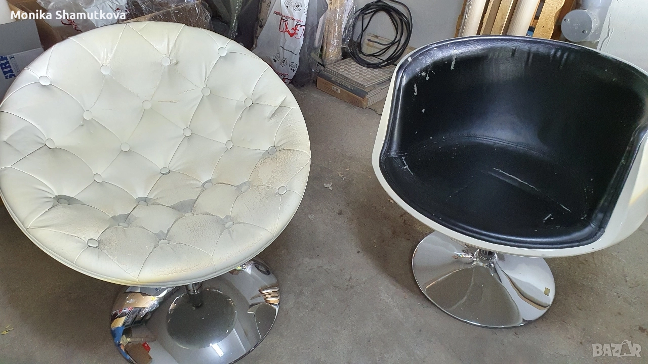 Тапицирани с еко кожа столове - бял и черен - с основа хром, снимка 1