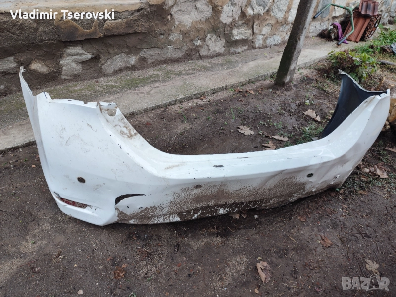 Задна броня за Тойота Корола 2015-2018г, снимка 1