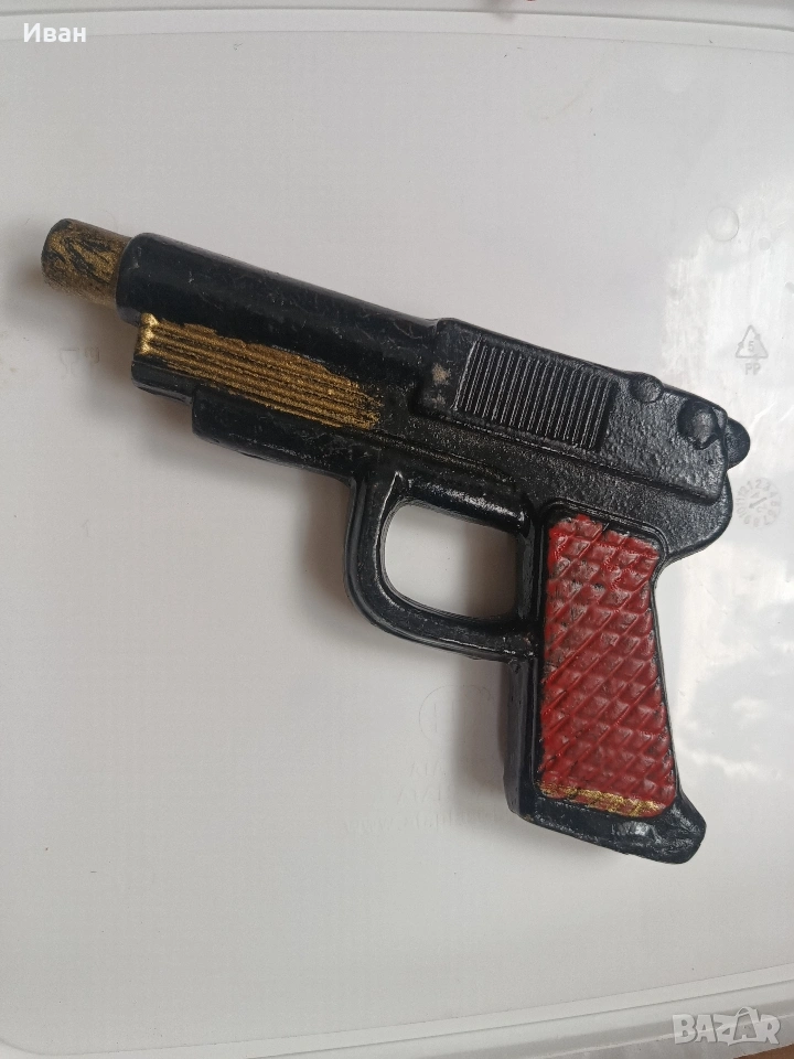 Керамичен пистолет , снимка 1