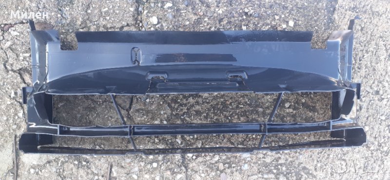 Въздухозаборна Решетка Средна. BMW F20/21.F30/31. 2012-2018 Година. БМВ., снимка 1