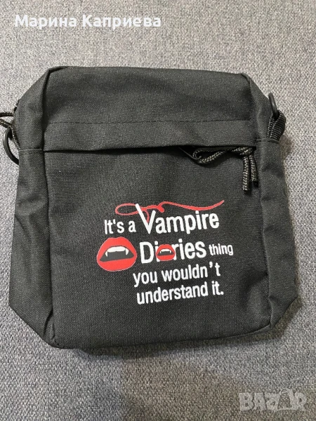 Малка чантичка с цип и дълга дръжка на Дневниците на вампира , снимка 1