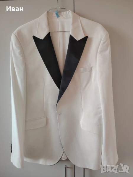 Бяло сако, снимка 1