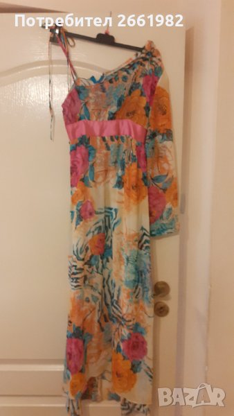 Красива рокля на цветя с едно рамо, снимка 1