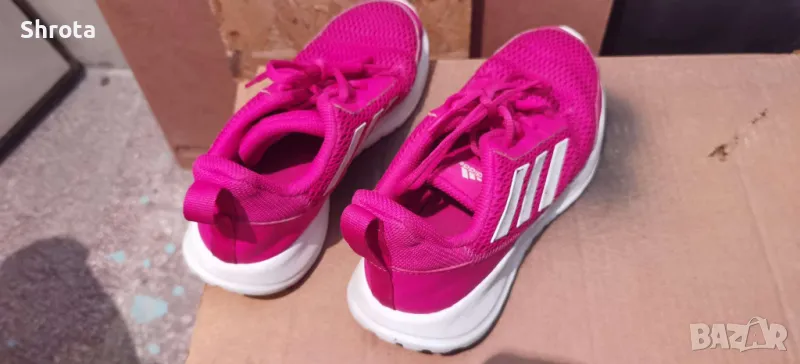 маратонки adidas N 36.2/3 - N 37 на 1 сезон, снимка 1