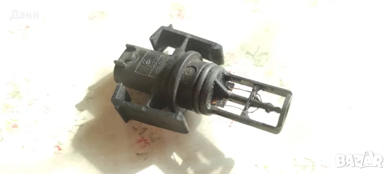 Датчик температура на входящия въздух Мерцедес , снимка 1