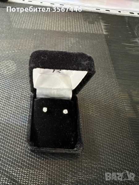 0.33 карата Диамантени обеци в 14 карата бяло злато, снимка 1