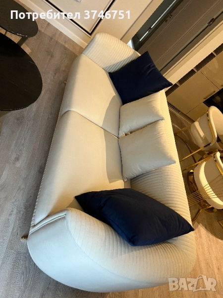 Луксозен диван с метални крака - нов, снимка 1