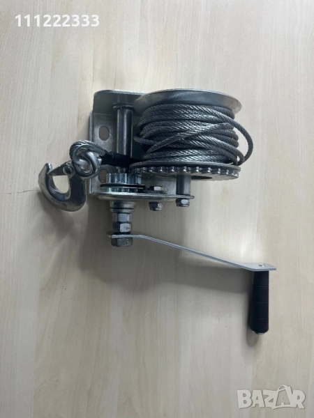Ръчна лебедка 600 lbs (270 кг) със стоманено въже и кука, снимка 1