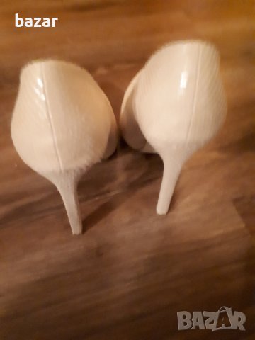 Обувки с ток, снимка 7 - Дамски обувки на ток - 12577623