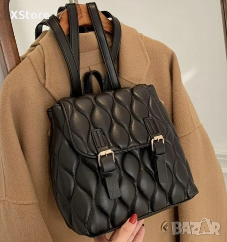 Модерна капитонирана дамска раничка 25х25 см, снимка 7 - Чанти - 52582956