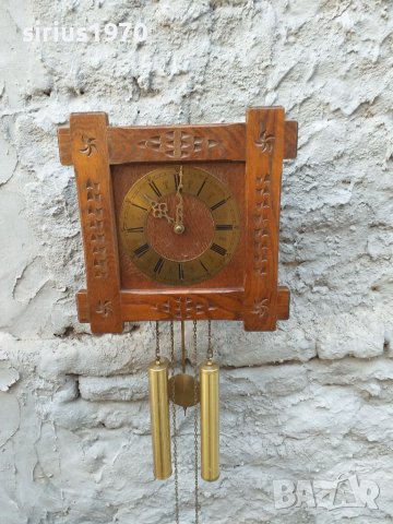 Холандски дървен стенен часовник