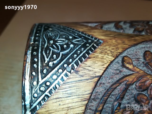 дървена кутия с дърворезба и метален обков 2007211211, снимка 8 - Антикварни и старинни предмети - 33573593