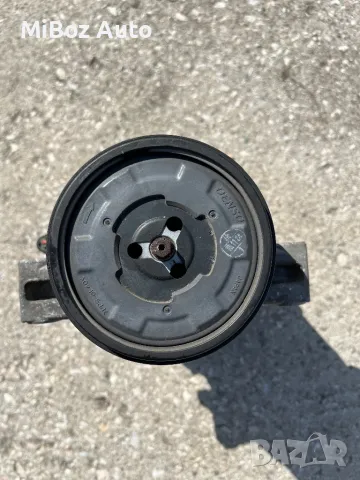 Компресор климатик Denso БМВ Е90 91 92 BMW, снимка 5 - Части - 49496581