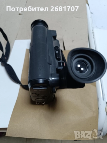 Видео камера Hitachi VM-E210E, снимка 6 - Камери - 52328870