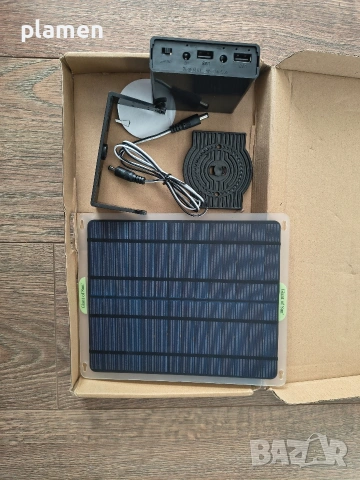 Соларен панел със станция 