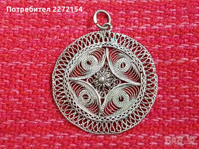 Сребърен медальон филигран , снимка 1