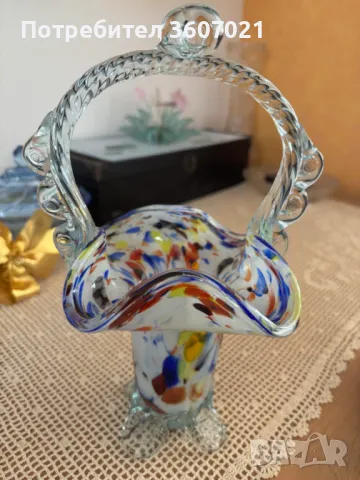 Красива стъклена кошничка