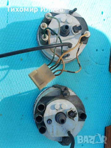 Арматурно табло за ВАЗ 2103 и 2106, снимка 10 - Части - 53589246