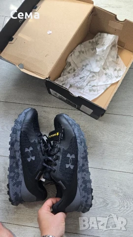 нови оригинални мъжки маратонки 42,5 номер, снимка 2 - Маратонки - 51367478