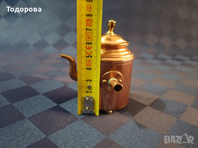 Миниатюрен меден чайник, снимка 2 - Антикварни и старинни предмети - 48343347