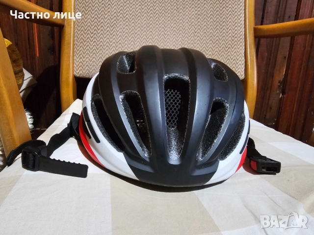 Каска за колоездене Giro, снимка 4 - Спортна екипировка - 52436049