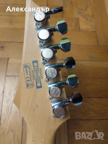 Електрическа китара Ibanez RGA32, снимка 5 - Китари - 52592619