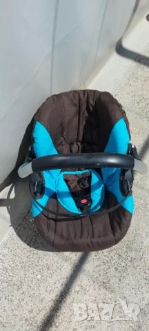 Кош - седалка за дете за кола и за носене на ръка