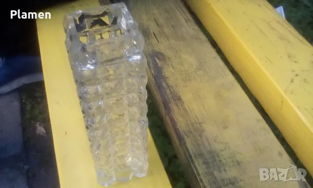 Стъклена  българска вазичка, снимка 1