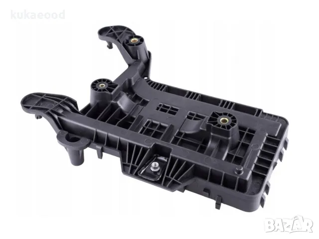 Основа на корпус за акумулатор Audi Q3 8U, снимка 3 - Части - 49191063