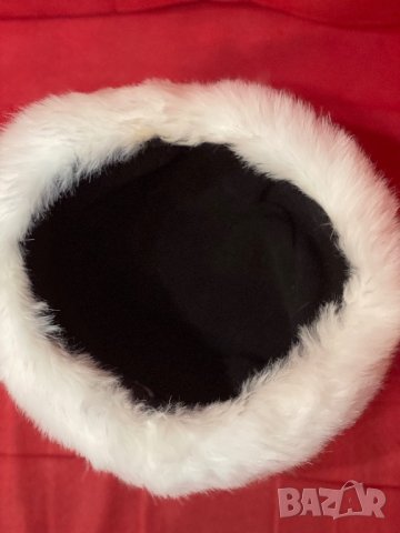 Дамска бяла шапка , снимка 2 - Шапки - 43896491