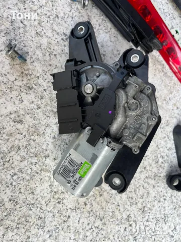 Мотор за чистачка мерцедес ц-клас w204