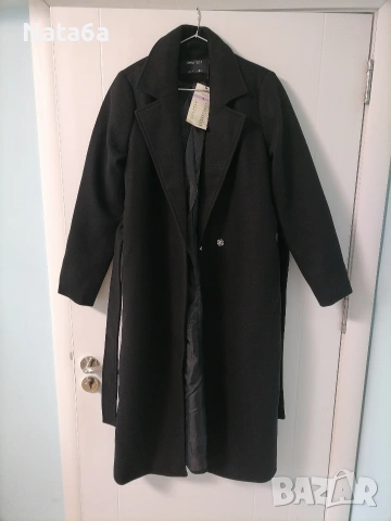 Дамско палто, снимка 5 - Палта, манта - 49458487