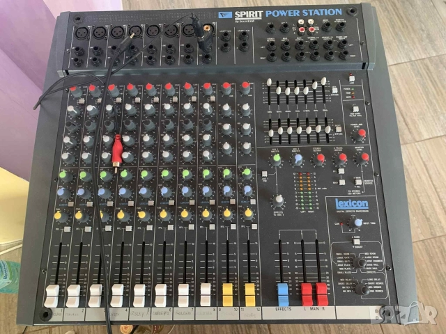Продавам Power Mixser Soundcraft