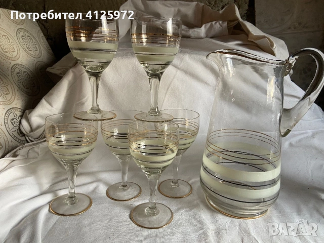 Стъклен соц керамичен сервиз за вино - кана и 6 броя чаши на столче , снимка 2 - Сервизи - 53107074