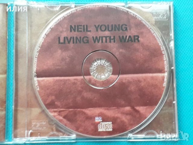 Neil Young – 2006 - Living With War(Folk Rock,Hard Rock), снимка 3 - CD дискове - 43009741