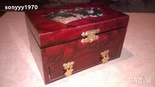 много готина кутия с златен обков-16х10х9см-внос швицария, снимка 12 - Колекции - 27604025