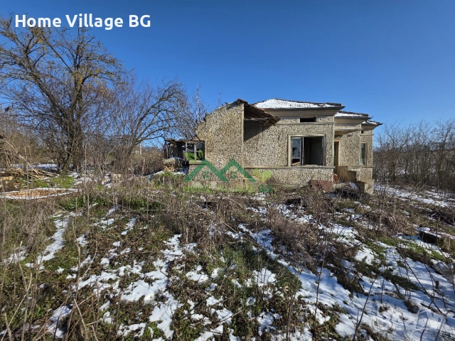 Парцел с постройки, ток, вода, септична яма, гледка, с.Котленци, снимка 5 - Парцели - 53371793