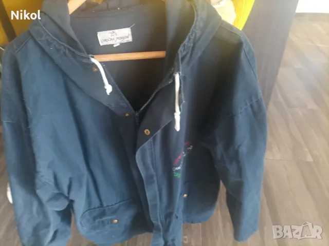 Леко спортно мъжко яке 