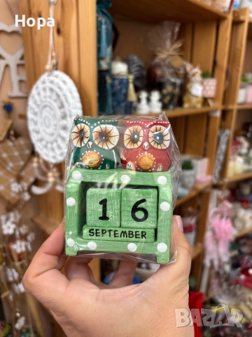 Вечен календар от дърво с бухалчета , снимка 2 - Декорация за дома - 51969778