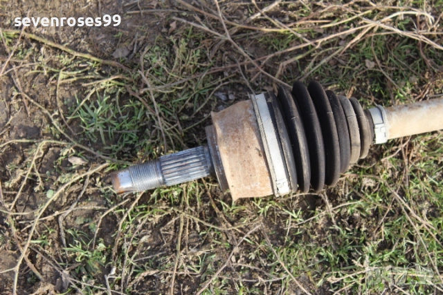 Полуоска дясна Фиат Пунто 2 2001 1.2i 60 Fiat Punto 2  2/3врати, снимка 2 - Части - 53193968