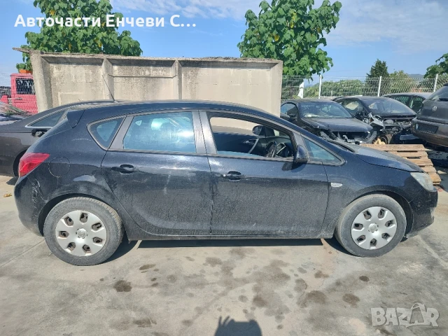 Opel Astra
1.7дизел, Хечбек, Употребяван, На части, снимка 3 - Автомобили и джипове - 51048792